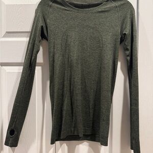 Lululemon Swiftly Tech Long Sleeve 6 Olive Drab excellent condition